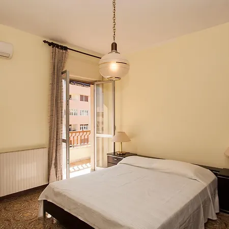 Holiday M361 Apartment *